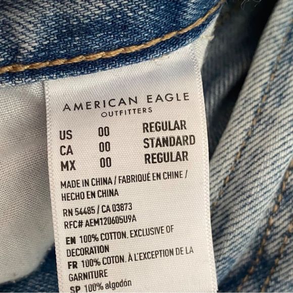 American Eagle: Regular Fit Light Wash Distressed Jeans - Picture 9 of 10